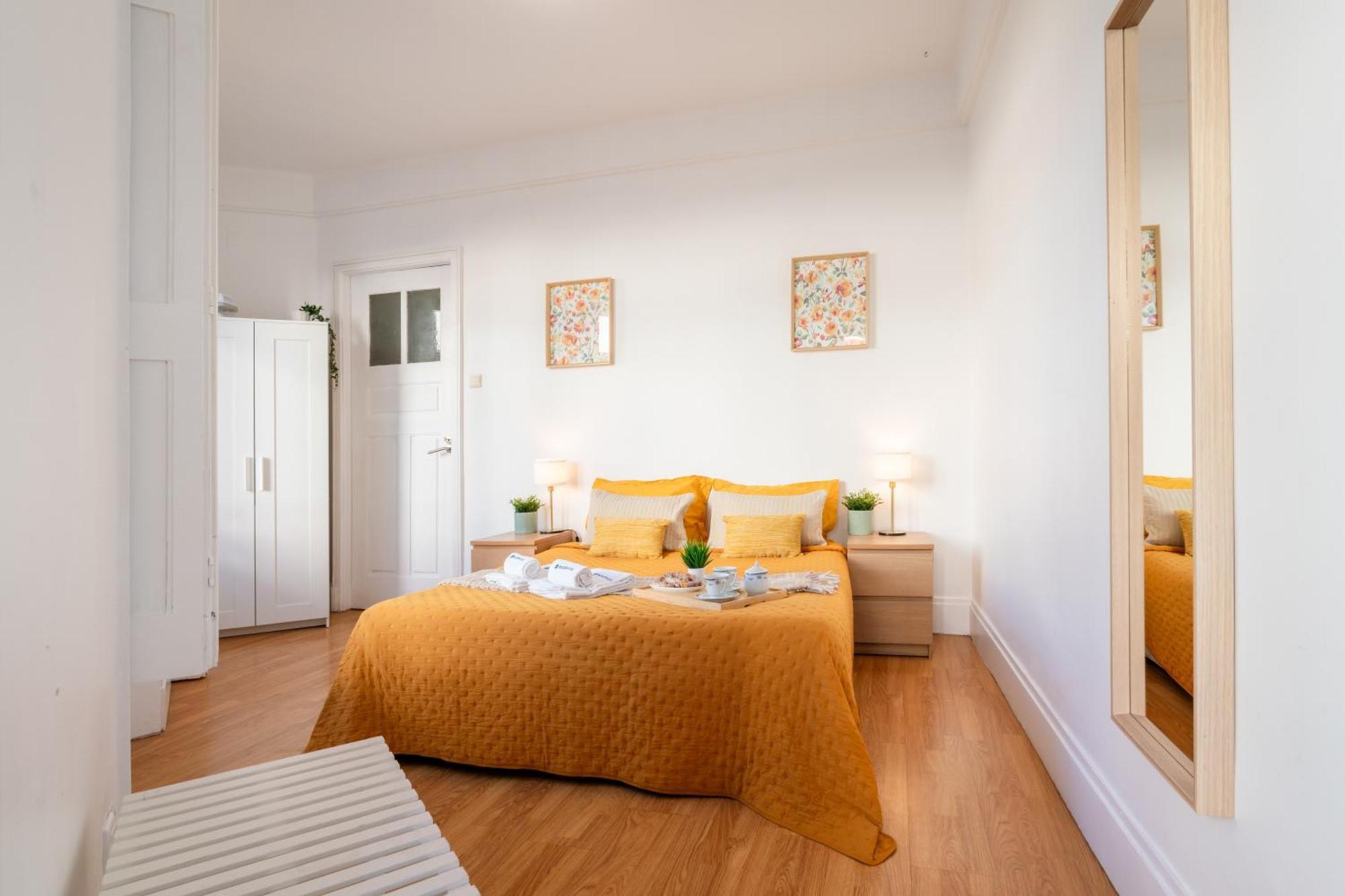Host Wise - Spacious Comfortable Apartment - Balcony OOporto Esterno foto
