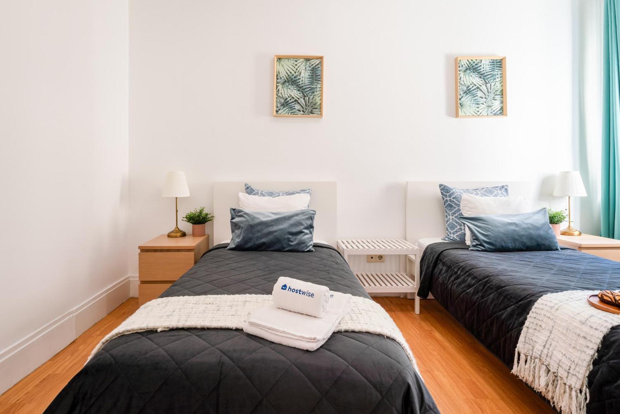 Host Wise - Spacious Comfortable Apartment - Balcony OOporto Esterno foto