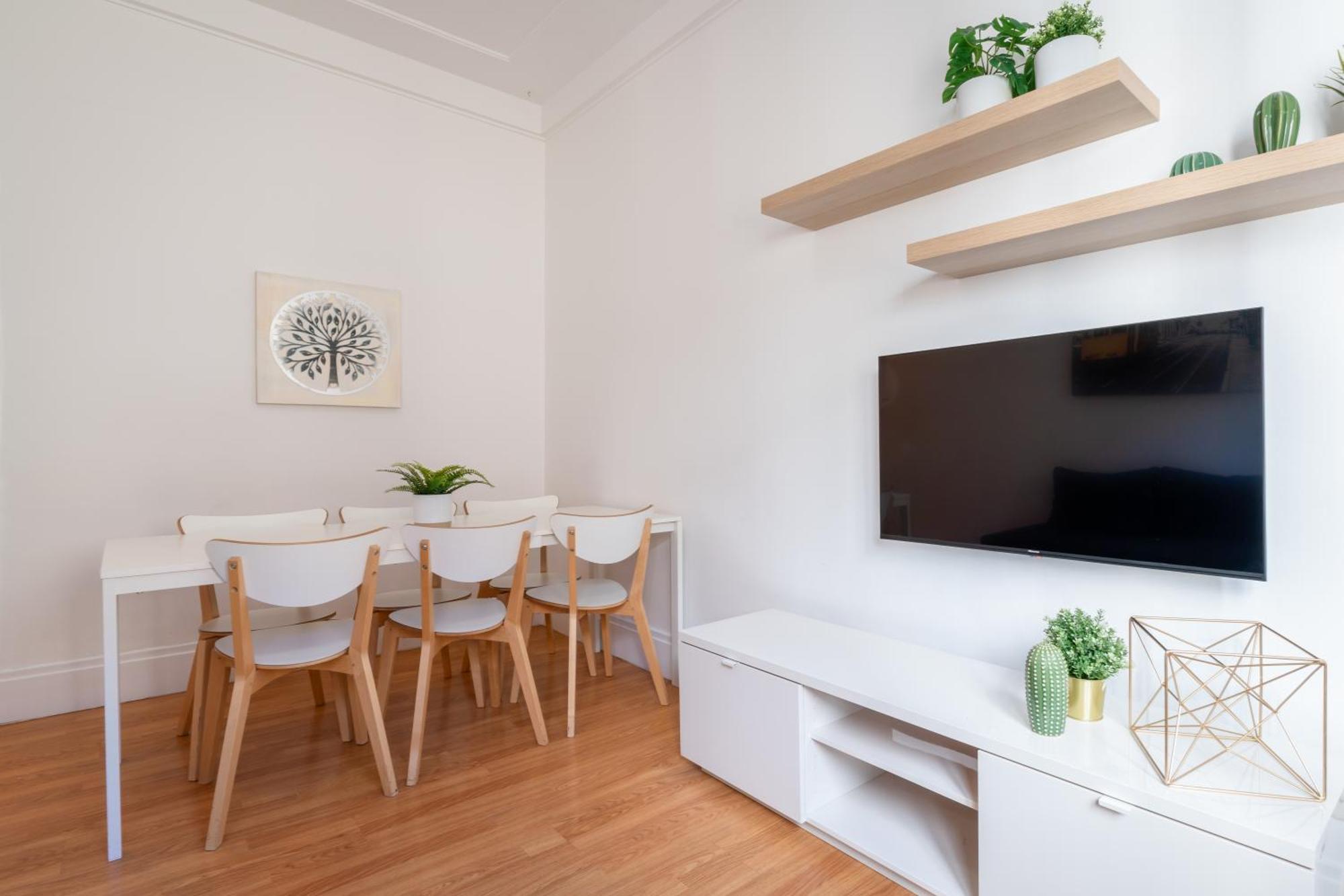 Host Wise - Spacious Comfortable Apartment - Balcony OOporto Esterno foto