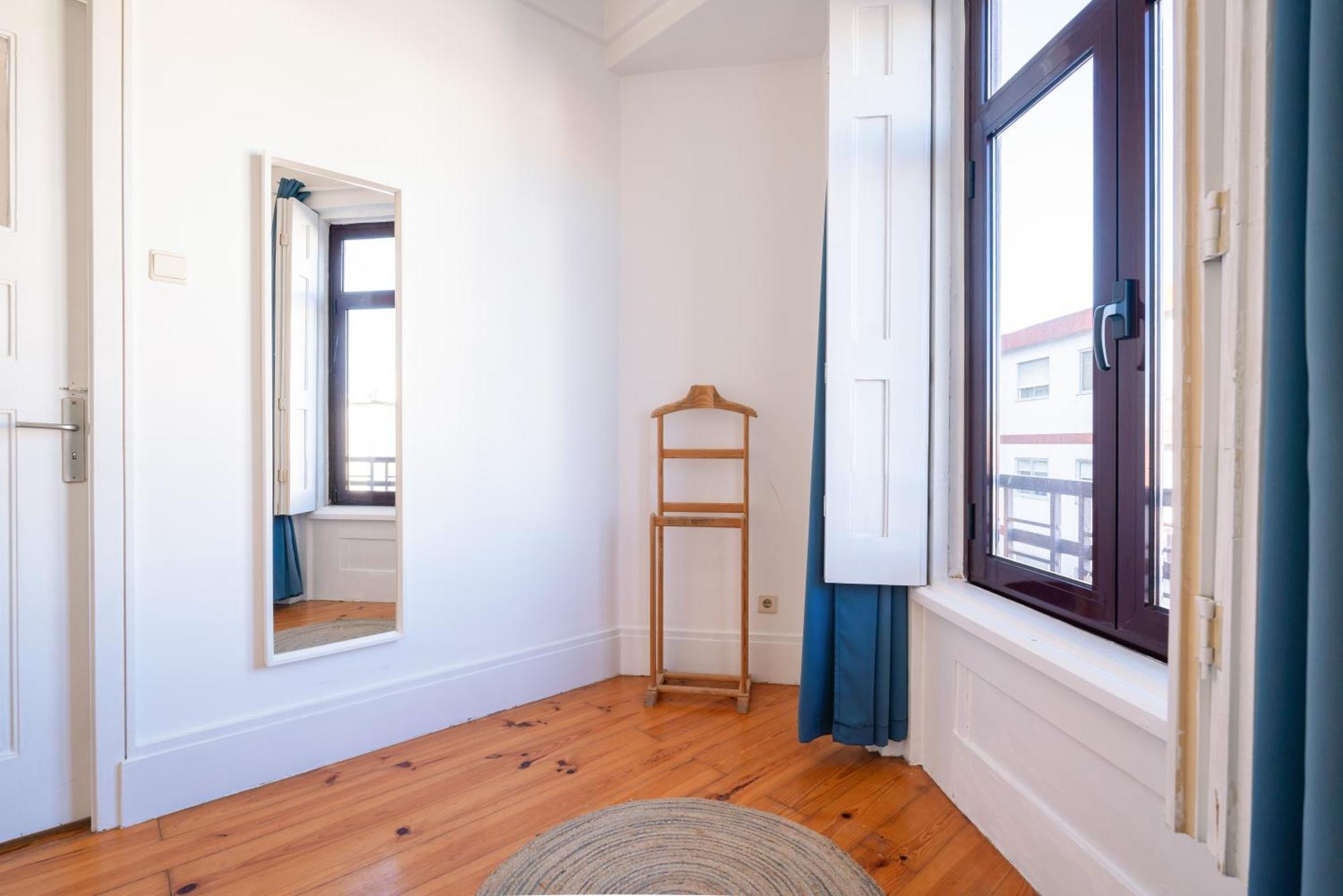 Host Wise - Spacious Comfortable Apartment - Balcony OOporto Esterno foto